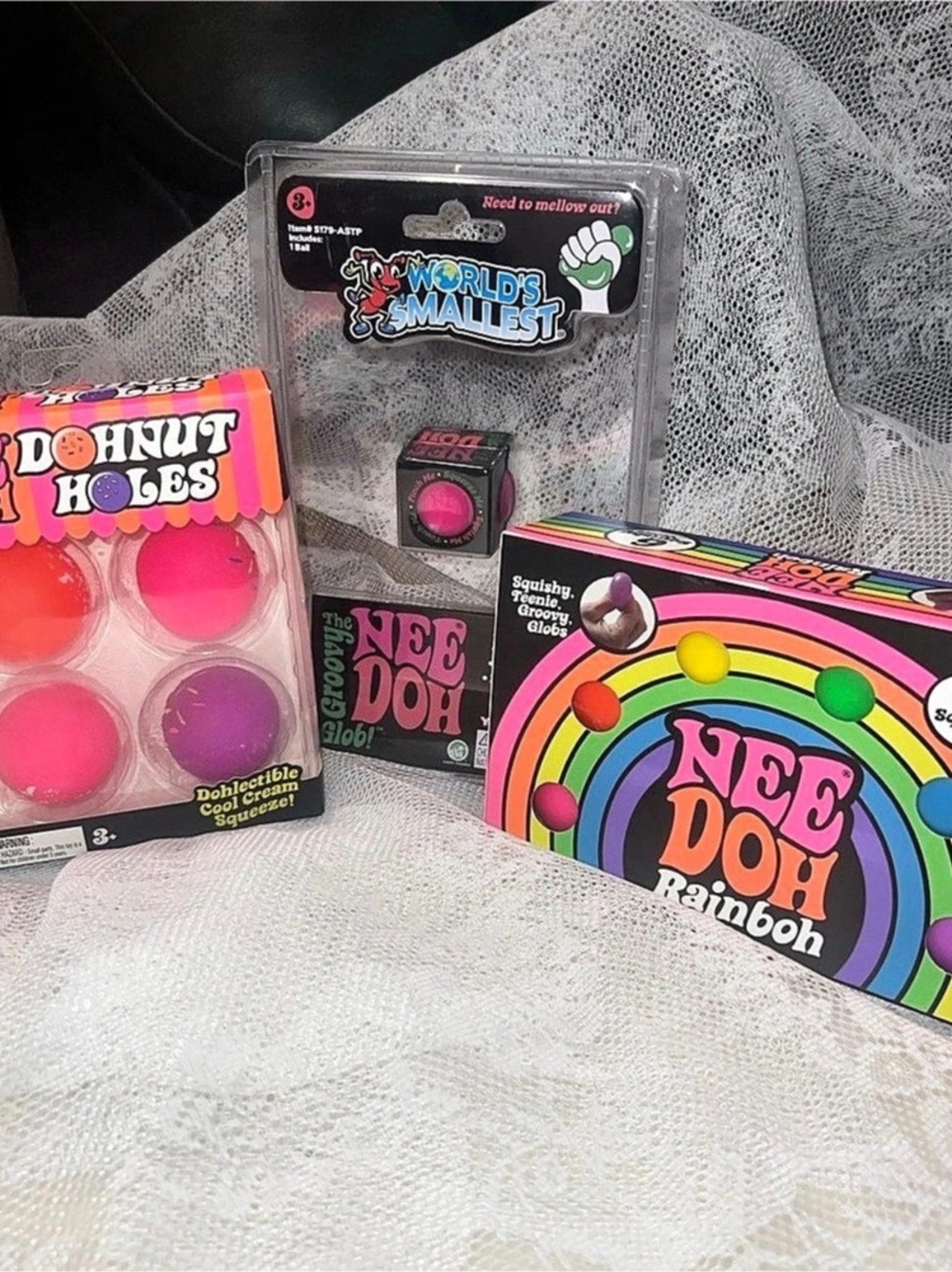 NIB NeeDoh bundle Rainboh , Dohnut Holes , and Worlds Smallest - Pink